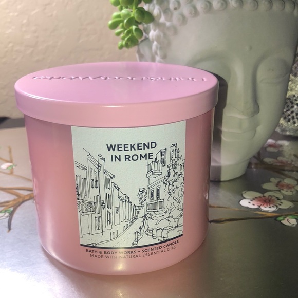 Bath & Body Works | Accents | Bath And Bodyworks Weekend In Room Three ...